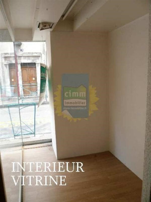 Verhuren
 - Werkplaats - 40 m2 - Le Teil - Photo 