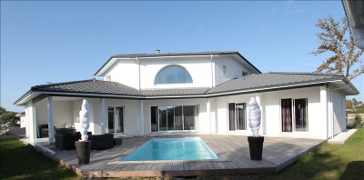 annonce immobiliere Vente de prestige Maison / villa Andernos-les-Bains Andernos, conception unique pour cette maison contemporaine de 2011 de 200 m² alliant modernité et foncti ...