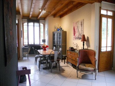 annonce immobiliere Vente de prestige Maison / villa Andernos-les-Bains Taussat, côté bassin, rien de plus séduisant que cette magnifique Arcachonnaise de 1880 au charme intempo ...