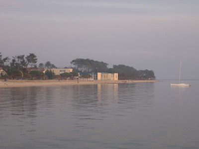 annonce immobiliere Vente Terrain Andernos-les-Bains Andernos coté bassin, au calme et à 300m de la plage, terrain constructible de 310 m². Entièrement clotur ...