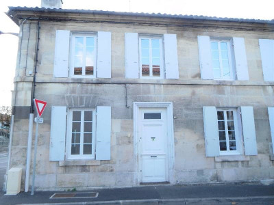 Maison 5 pièce (s) Centre Ville de Cognac Maison 5 pièce (s) Centre Ville de Cognac