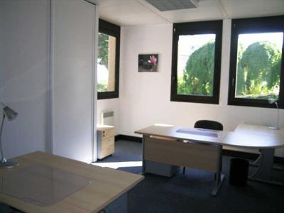 Vermietung - Büro - 18 m2 - Saint Cloud - Photo 