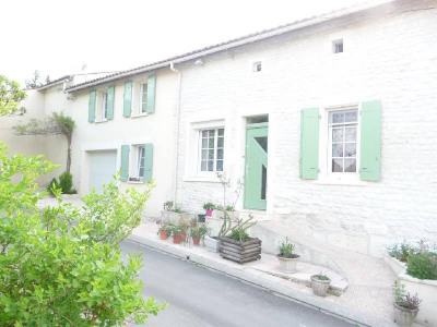 Casa antigua 5 piezas Entre Cognac et Saintes Casa antigua 5 piezas Entre Cognac et Saintes