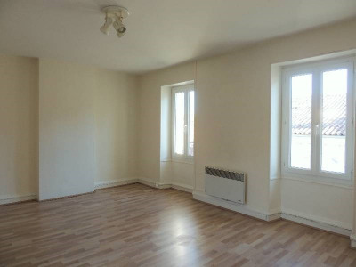 Appartement 2 pièce (s) Centre Ville de Cognac Appartement 2 pièce (s) Centre Ville de Cognac