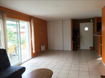 annonce immobiliere Vente Maison / villa Andernos-les-Bains ANDERNOS, secteur calme et arboré, maison récente, entièrement de plain pied, offrant un séjour avec inse ...