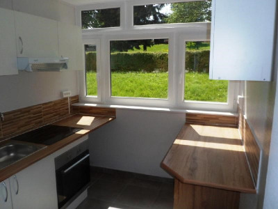 annonce immobiliere Location Appartement Évry Appartement F4 Loué MEUBLE + Cave Résidence du Petit Bourg dans Immense Parc de Verdure. Appartement F4 r ...