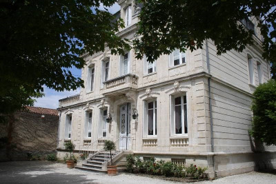 Wohnung 12 Zimmer Centre Ville de Cognac Wohnung 12 Zimmer Centre Ville de Cognac