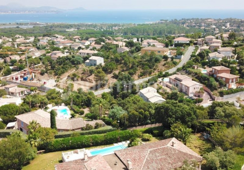 Revenda - vivenda de luxo 7 assoalhadas - 260 m2 - Saint Aygulf - Photo 