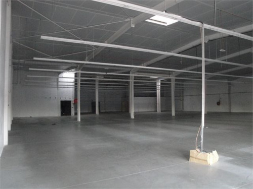 Alquiler
 - Local - 1290 m2 - Saint Christol lès Alès - Photo 