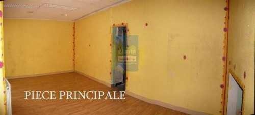 Verhuren
 - Werkplaats - 40 m2 - Le Teil - Photo 