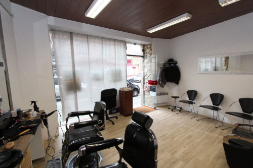 Contrato de compra e venda - Loja - 20 m2 - Ivry sur Seine - Photo 