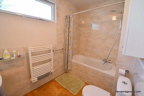 Venta
 - Apartamento 6 habitaciones - 172 m2 - Gex - Photo 