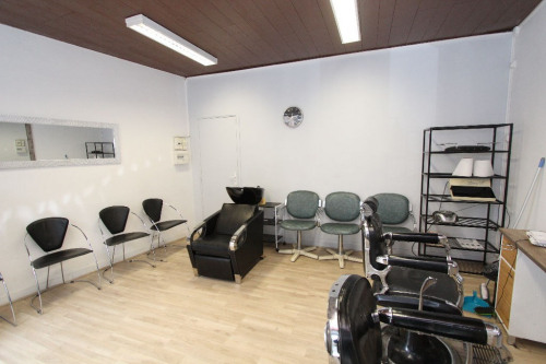 Contrato de compra e venda - Loja - 20 m2 - Ivry sur Seine - Photo 