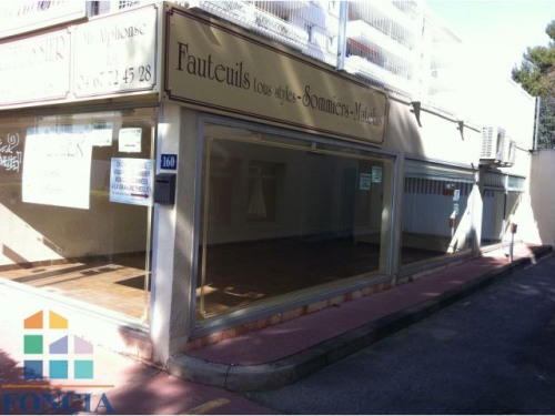 Affitto - Locale - 57 m2 - Montpellier - Photo 