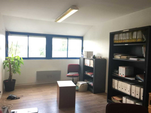 Verhuren
 - Bedrijfsruimte - 2000 m2 - Villeneuve le Roi - Photo 