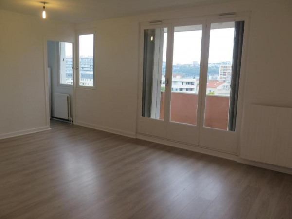 Vente Studio Saint Étienne Appartement F1 T1 1 pièce 33 m² 49000