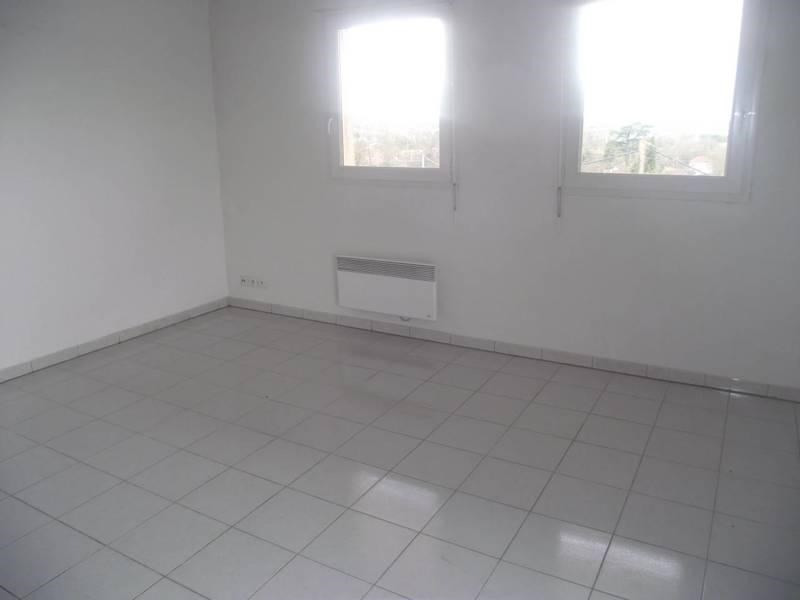 جنس+لبناني ... pièces Auch - appartement F3/T3/3 pièces 63m² 111000