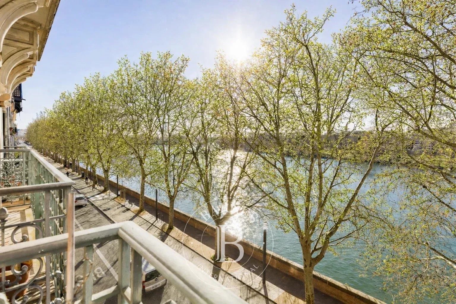 Luxe appartement te koop in Capitole