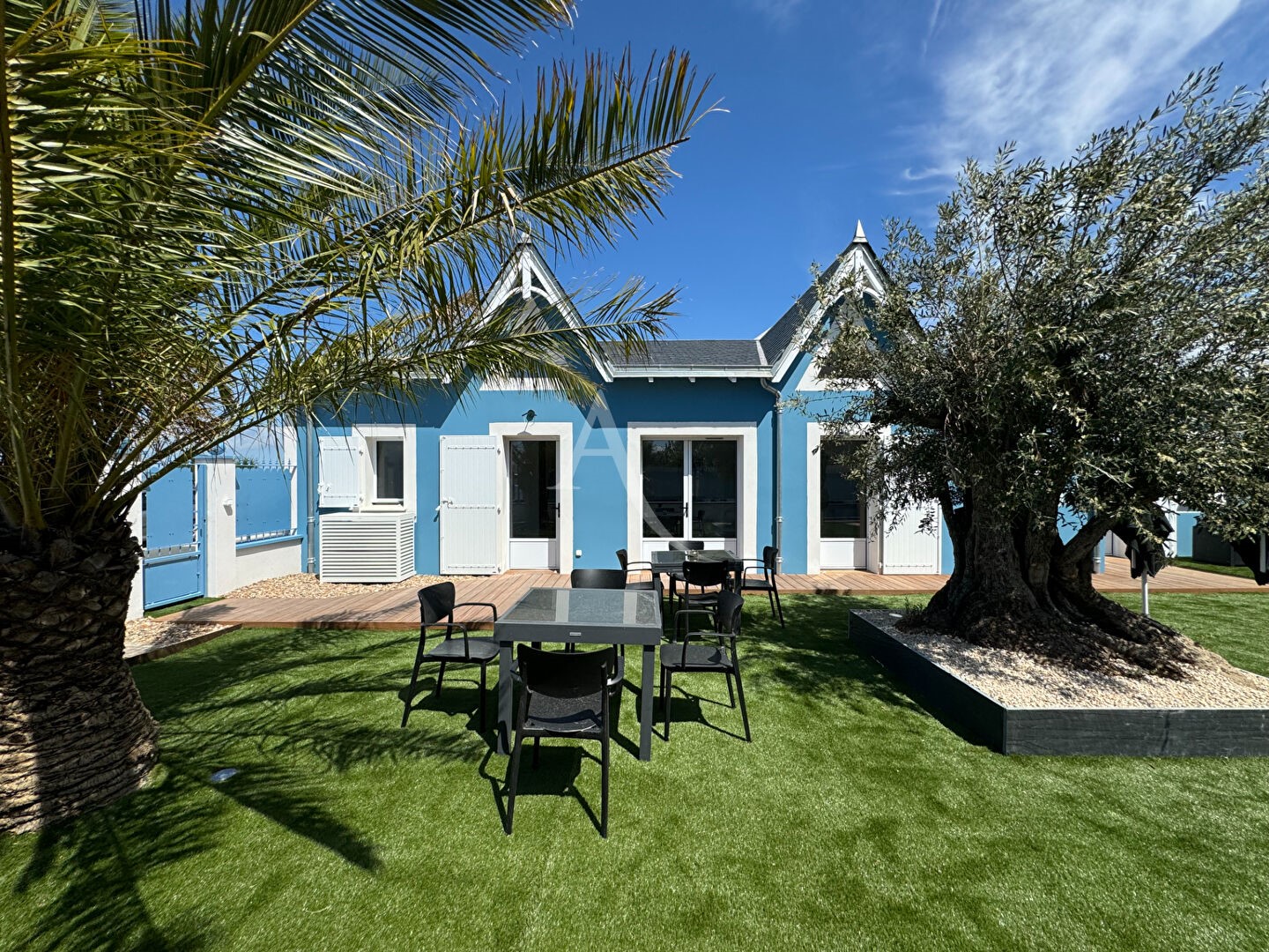 Maison de luxe à vendre dans le quartier Ouest