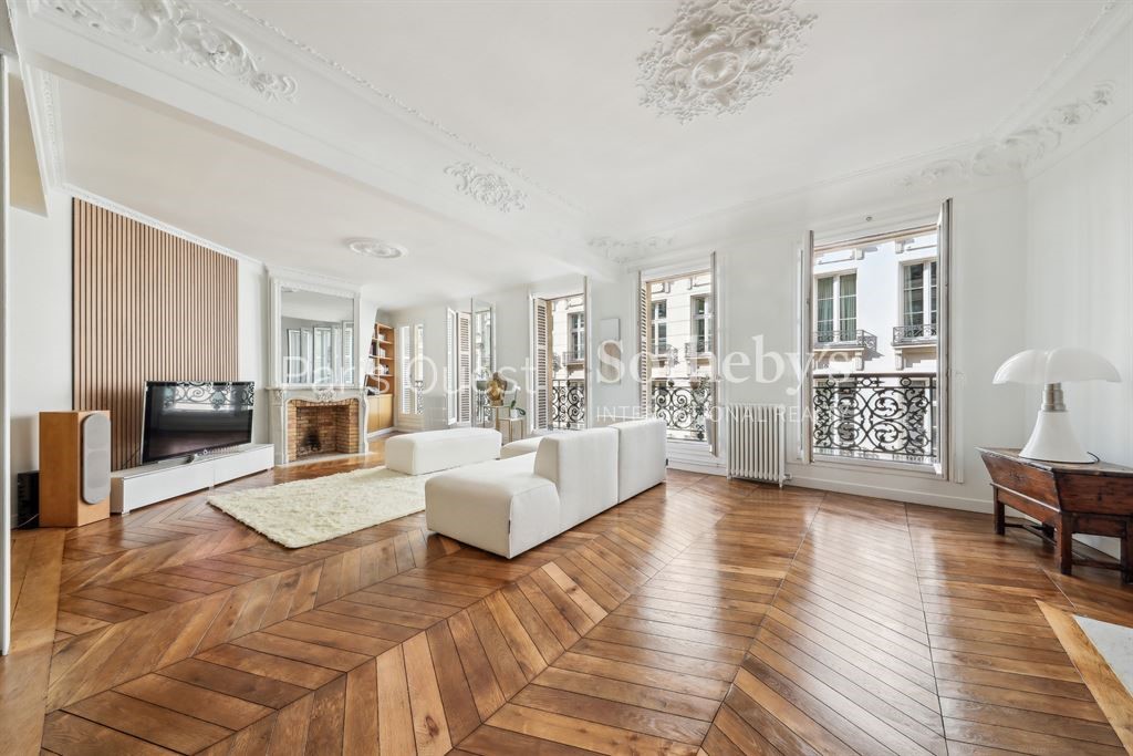 Luxury apartment for sale in the district Elysées-Madeleine