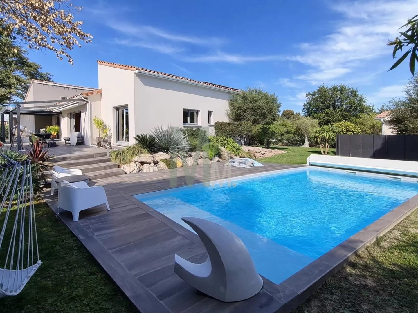 Maison de luxe à vendre dans le quartier Terris la Justice