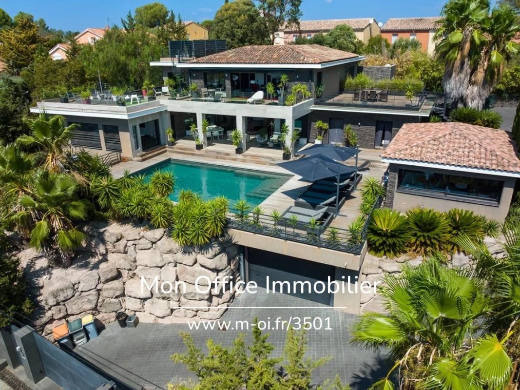 Luxus-villa zu verkaufen Boulouris