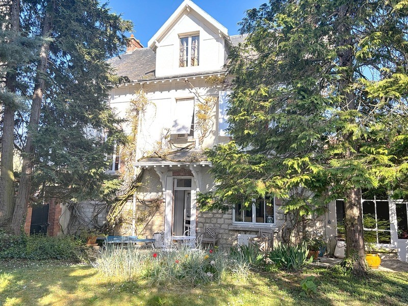 Luxury house for sale in Gueux