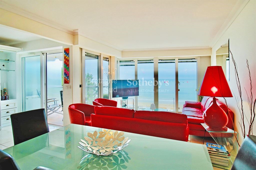 Luxury apartment for sale in the district Centre-Benoît