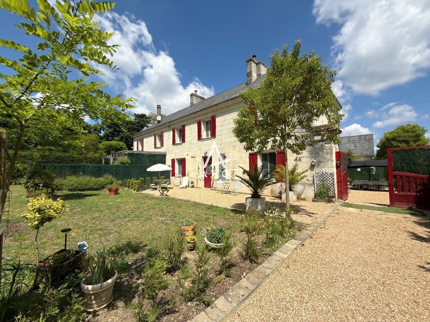 Luxury house for sale in the district Delessert-Saint Louis-Nantilly