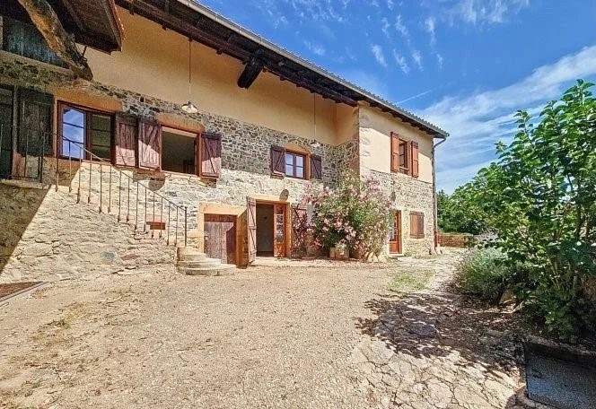 Maison de luxe à vendre à Pruzilly