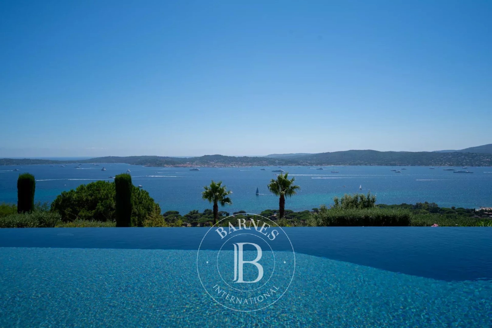 Luxury villa for sale in Grimaud