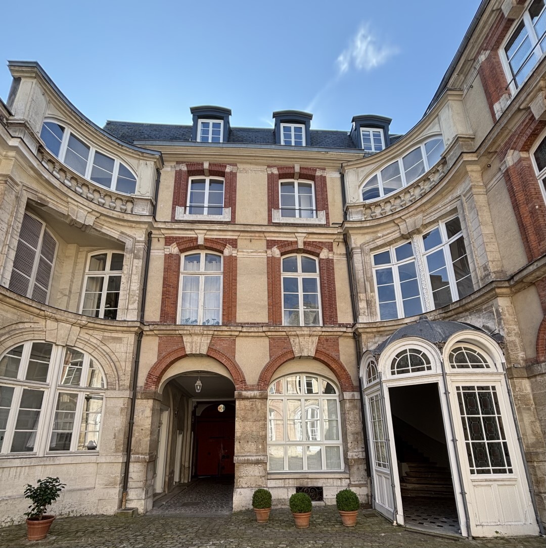 Appartement 3 pièces 101 m²