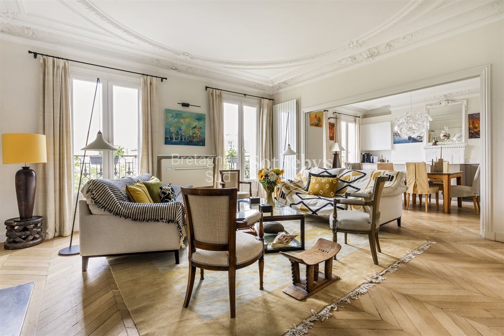 Appartement de luxe en location saisonnière dans le quartier Ecole Militaire