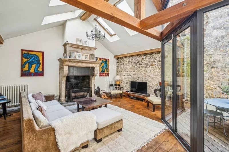 Maison de ville à vendre dans le quartier Billancourt–Rives de Seine