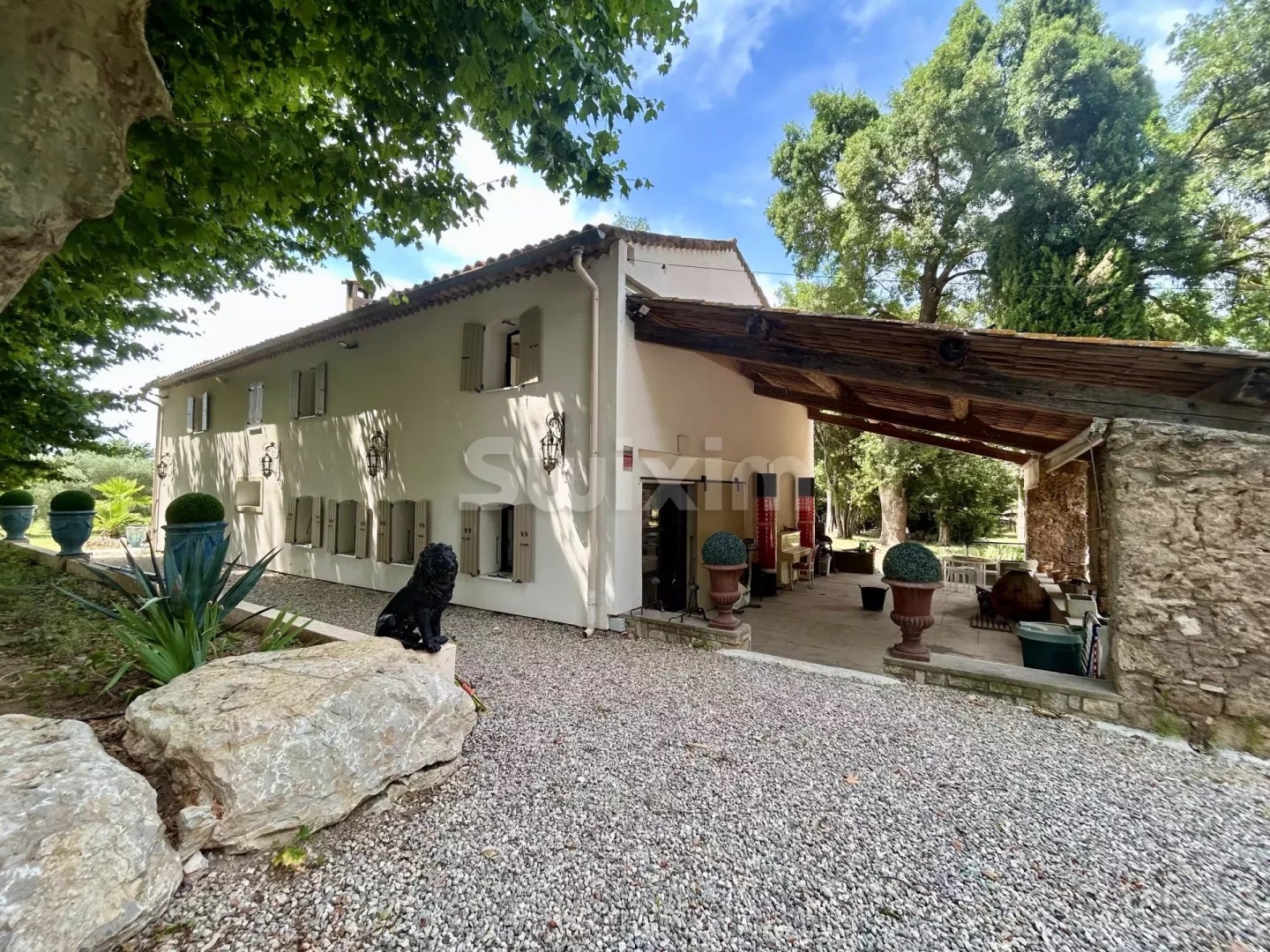 propriété à vendre dans le quartier Peripherie