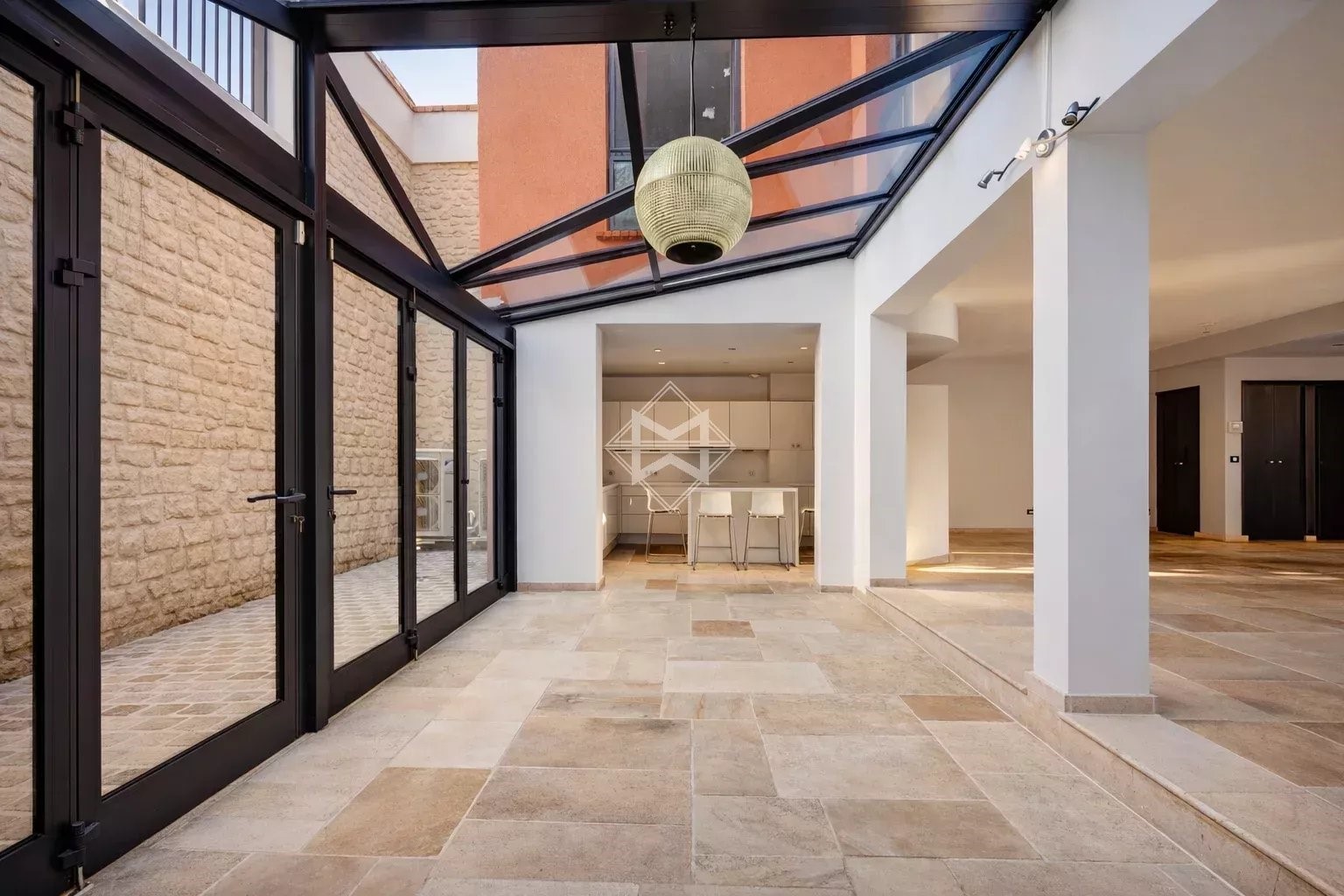 Maison de ville à vendre dans le quartier Montsouris Dareau