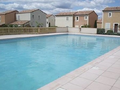 Piscine de la résidence avec accès sécurisé 20X10m