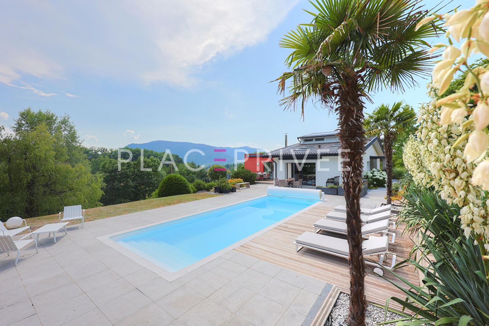 Maison de luxe à vendre dans le quartier Robache-Marzelay-La Pêcherie-Le Ville