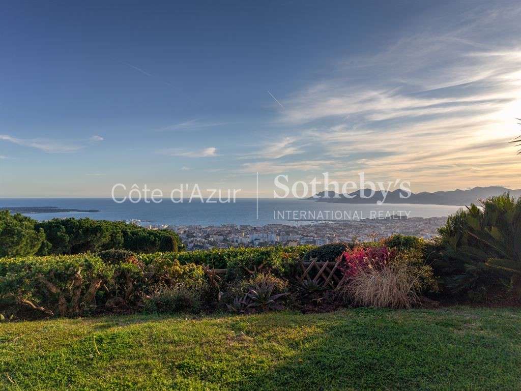 Casa provenzale in vendita Terrefial