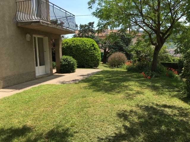 Appartement De Vacances A Millau En Midi Pyrenees Pour 4 Pers 63m Amivac Com