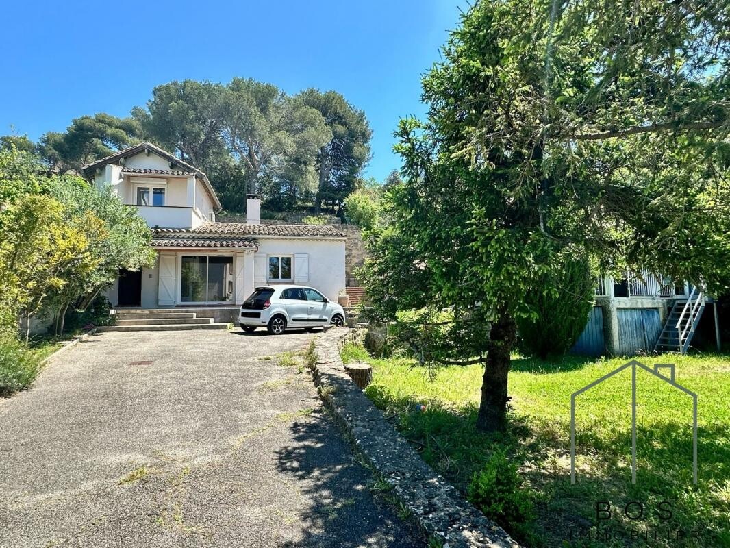 Villa de luxe à vendre dans le quartier Les Aires de la Dîme