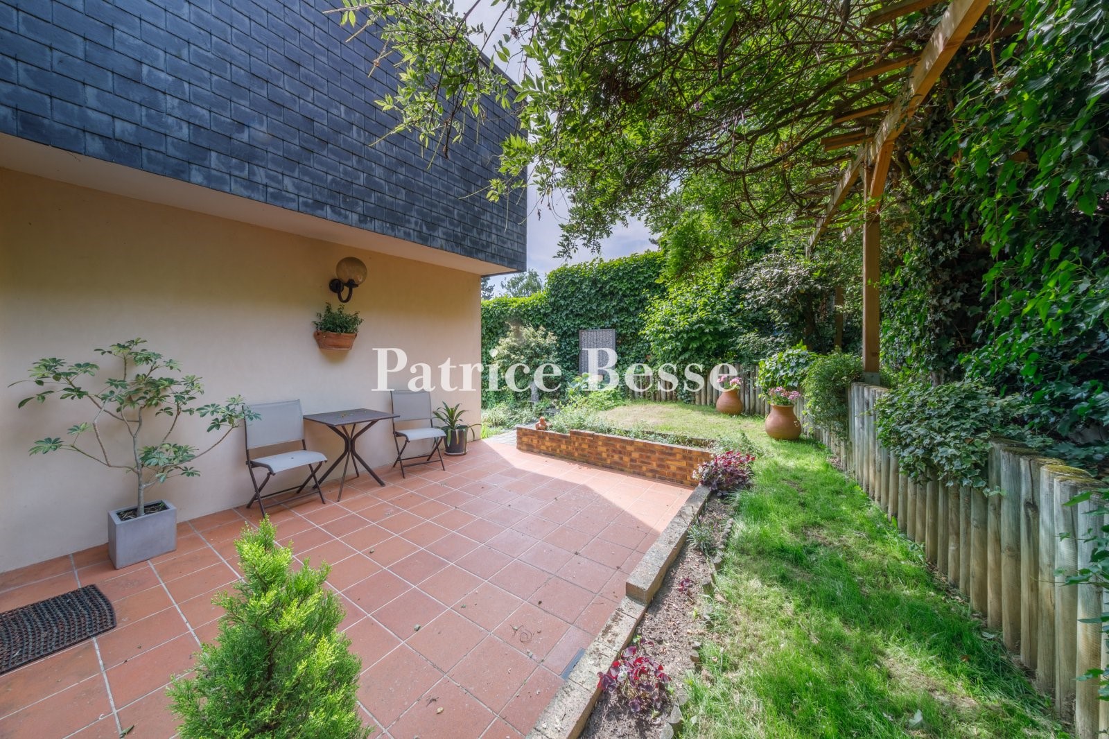 Luxury house for sale in the district Renards