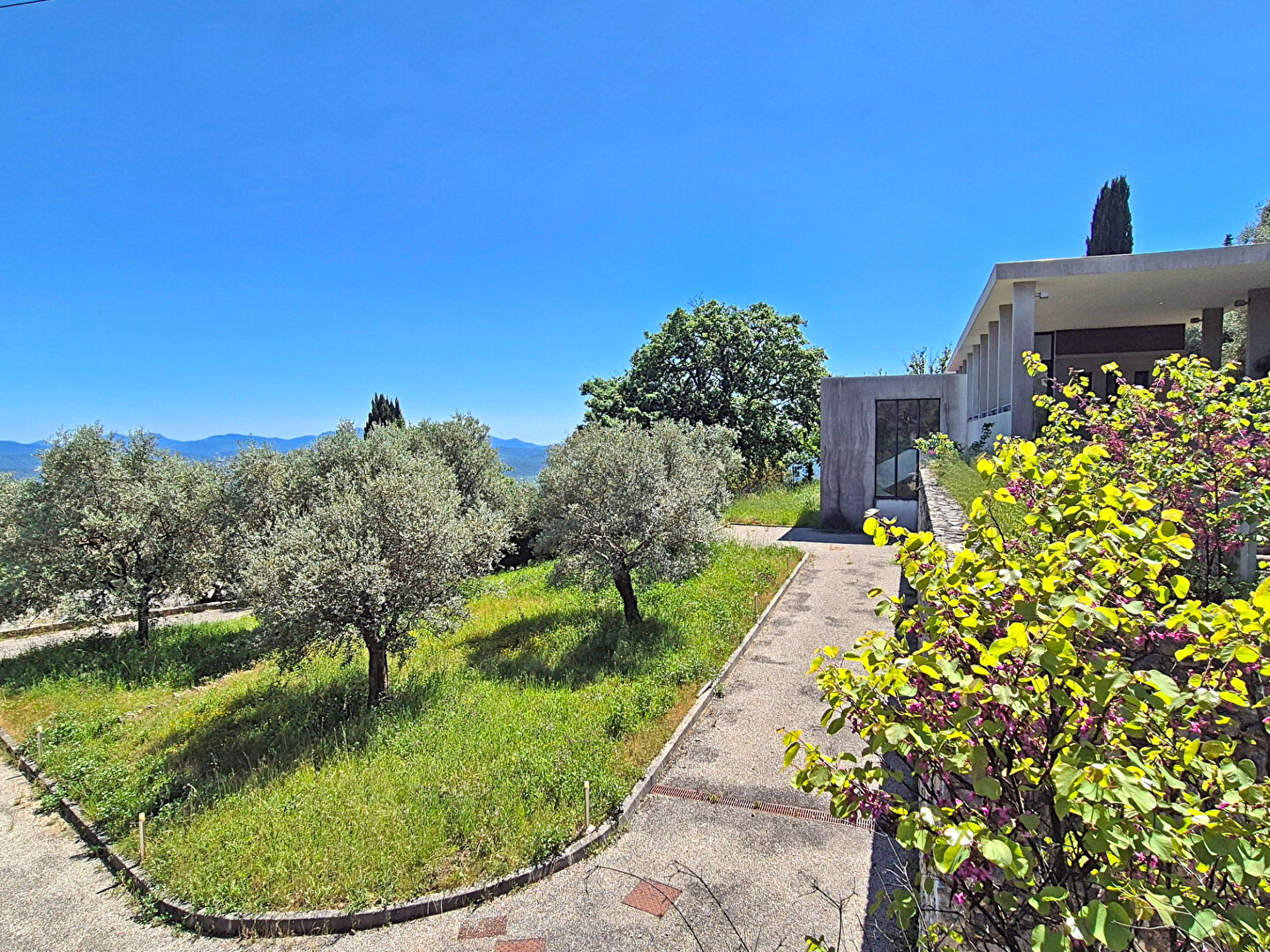A vendre Callian dans le Var - Maison contemporaine. — 5