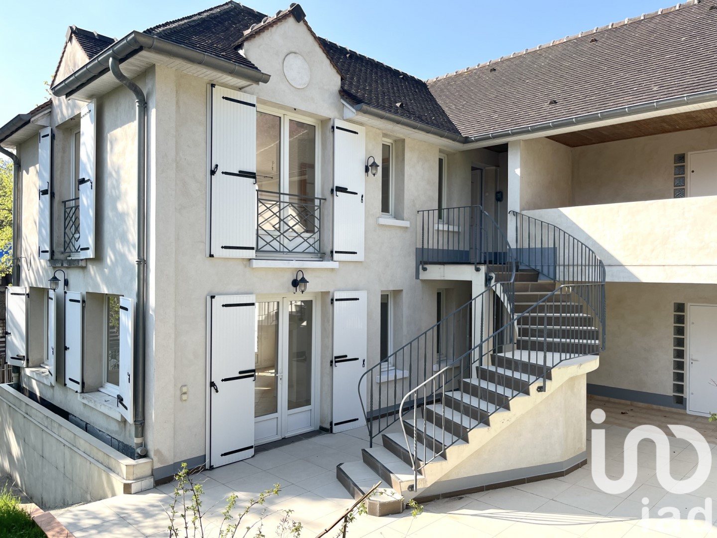 Luxe vrijstaand huis te koop in Jonchere-Malmaison-Saint Cucufa