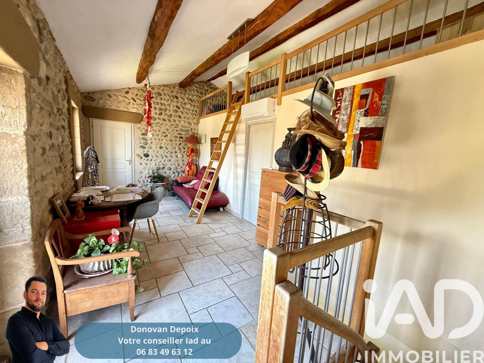 Traditional stone house for sale in Pont-de-l'Isère