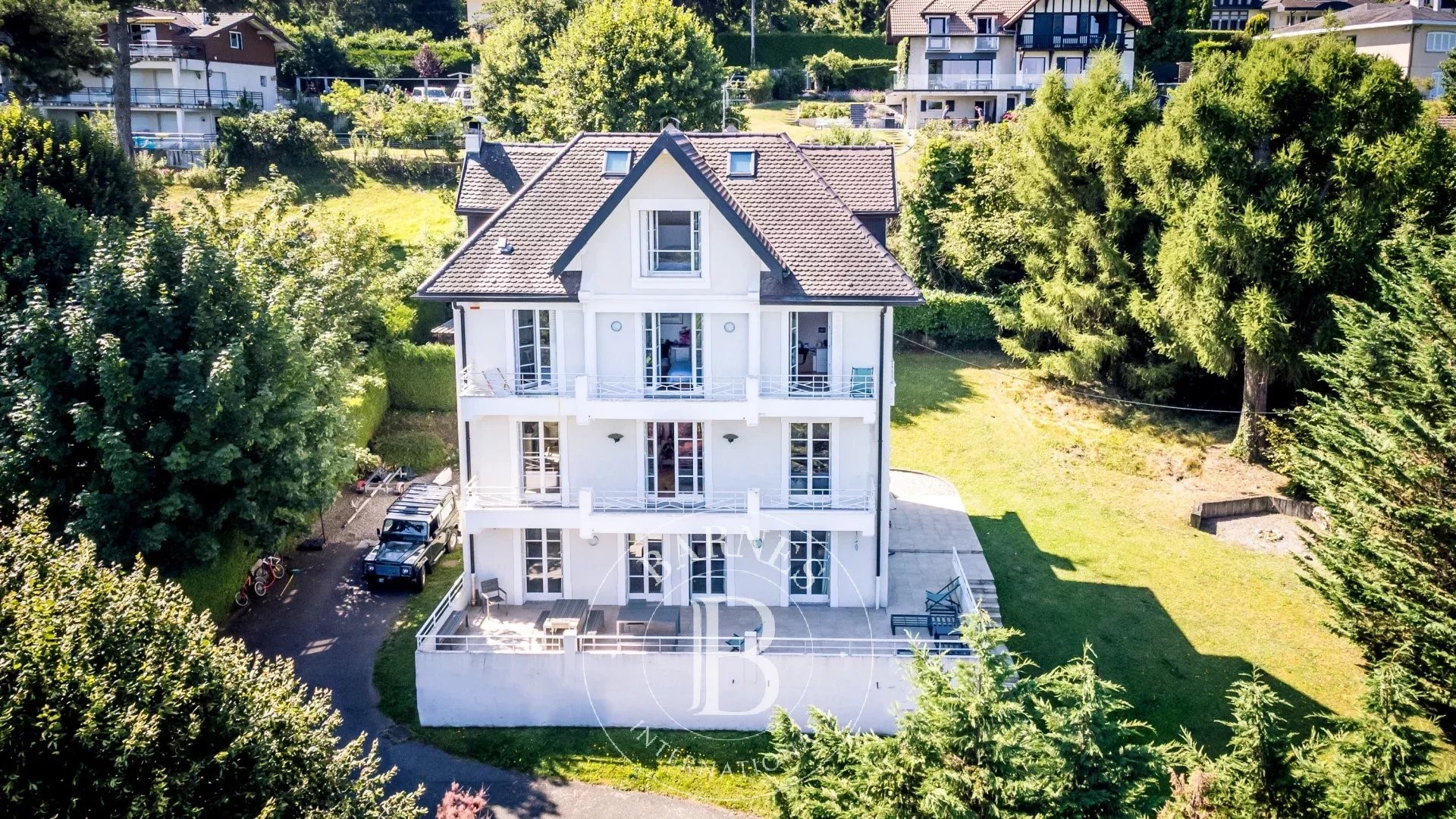Maison de luxe à vendre dans le quartier Ville Haute