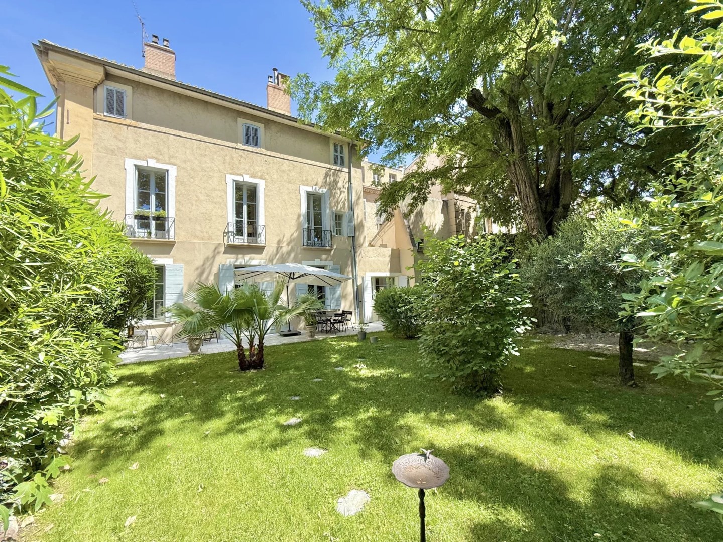 Appartement de luxe à vendre dans le quartier Comtale-Cente-Cours Mirabeau