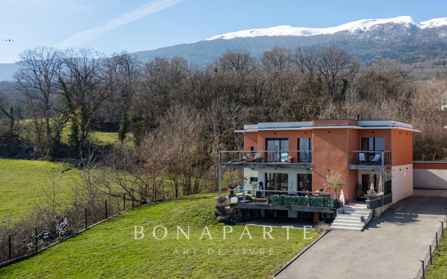 Maison de luxe à vendre à Thoiry