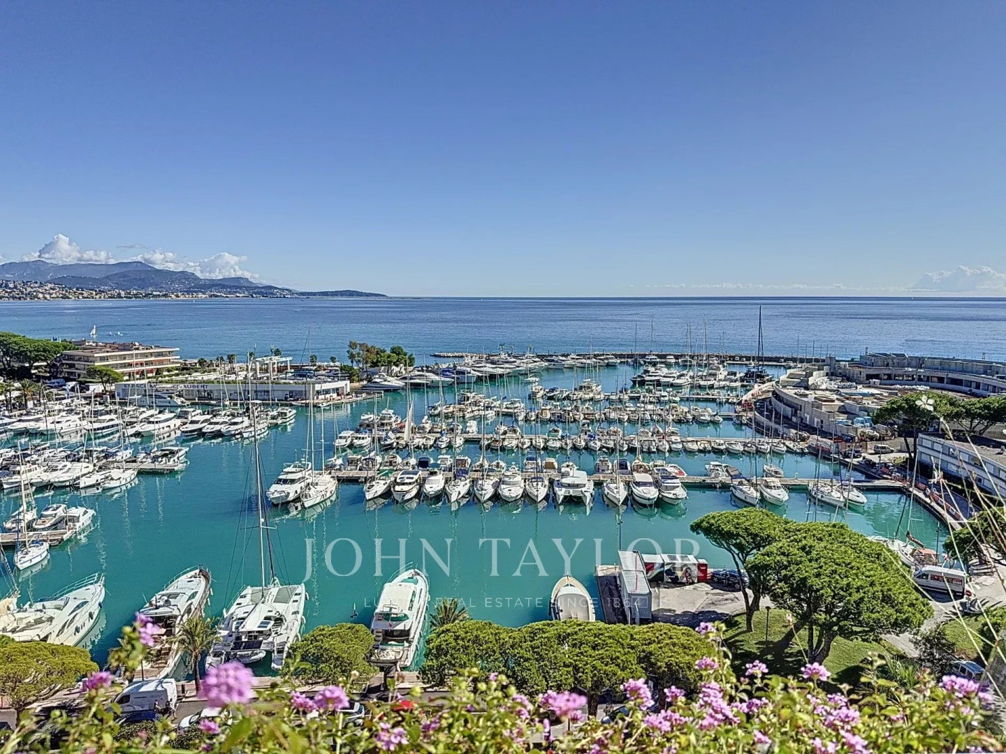 Luxury apartment for sale in Villeneuve-Loubet