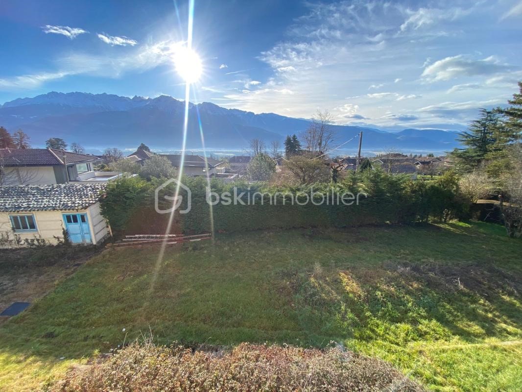 Maison de village à vendre dans le quartier Hameaux